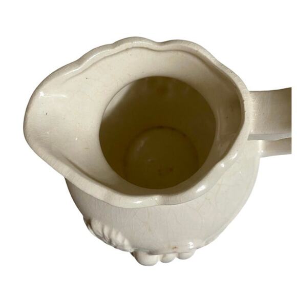 Vintage Small Lefton Grape Pattern Cream Ceramic Pitcher and Bowl Set - Picture 5 of 7